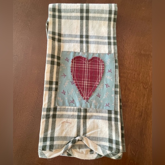 Table runner & matching tea towel - Picture 5 of 9